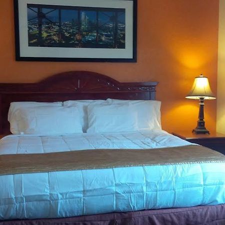 American Best Inn By Oyo I-35 Perry Bagian luar foto