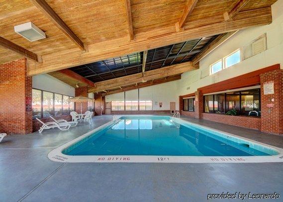 Rodeway Inn Perry Bagian luar foto