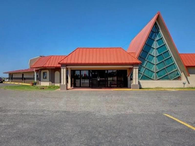 Rodeway Inn Perry Bagian luar foto